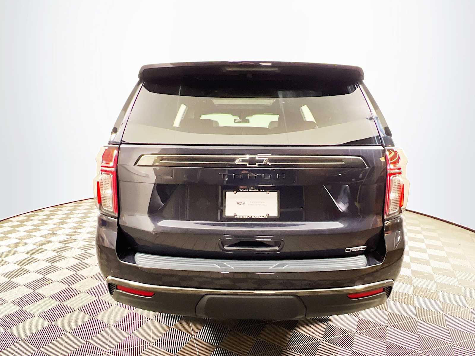 2022 Chevrolet Tahoe Z71 photo 3