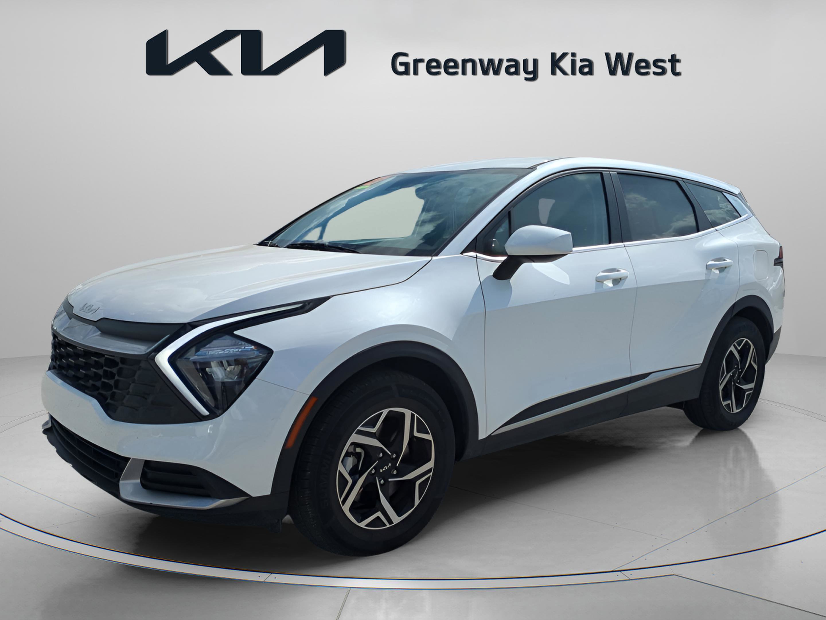 2023 Kia Sportage LX photo 3