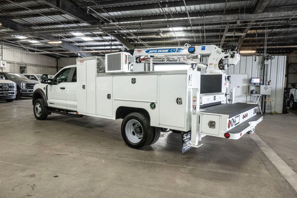 2024 Ford F-550 XL photo 4