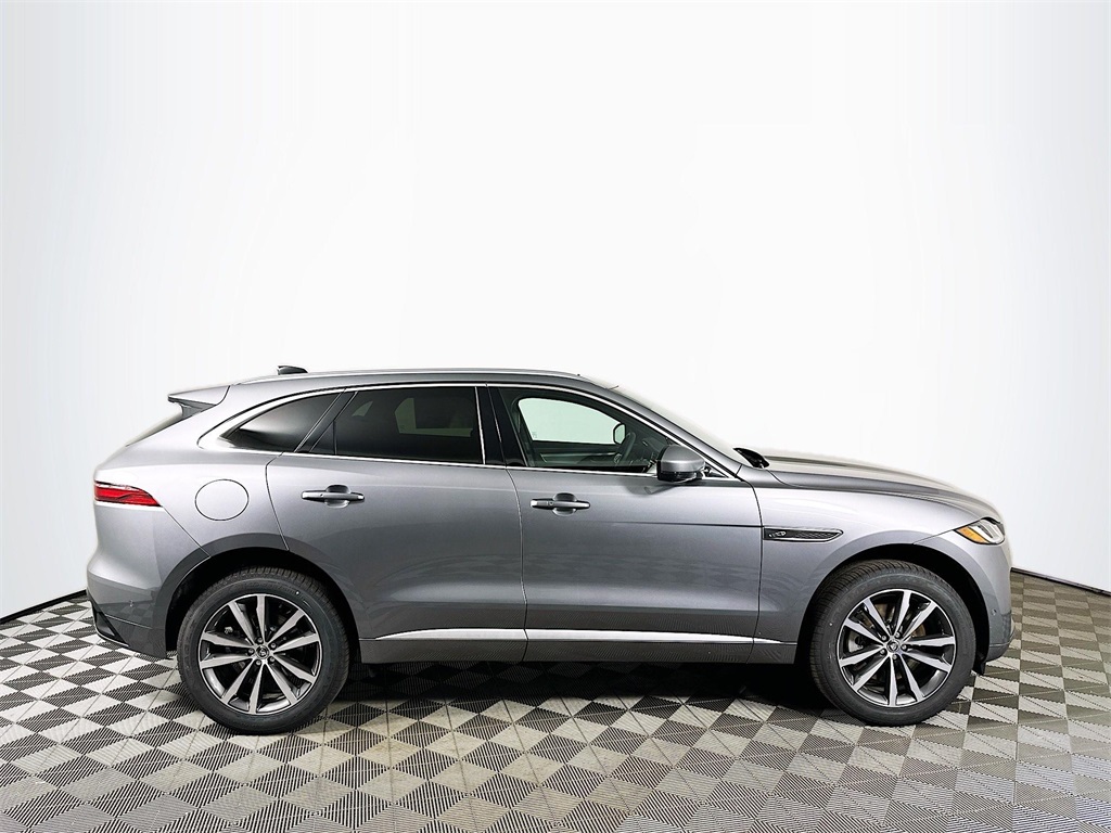 2026 Jaguar F-PACE P250 R-Dynamic S photo 4