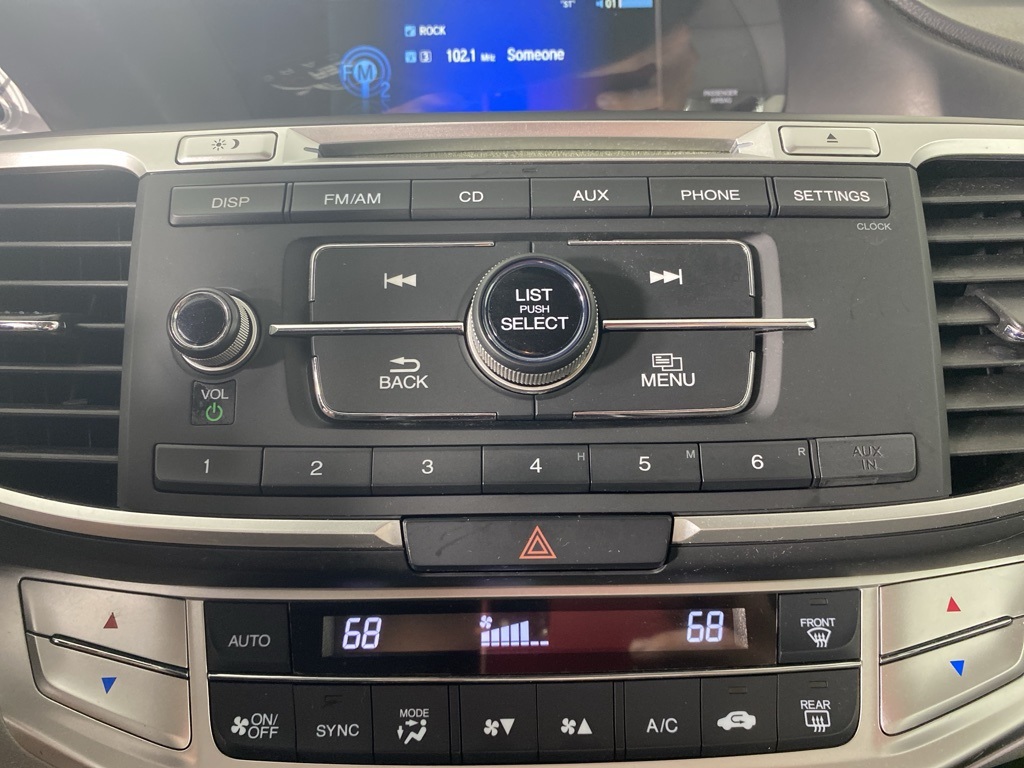 2015 Honda Accord LX photo 19