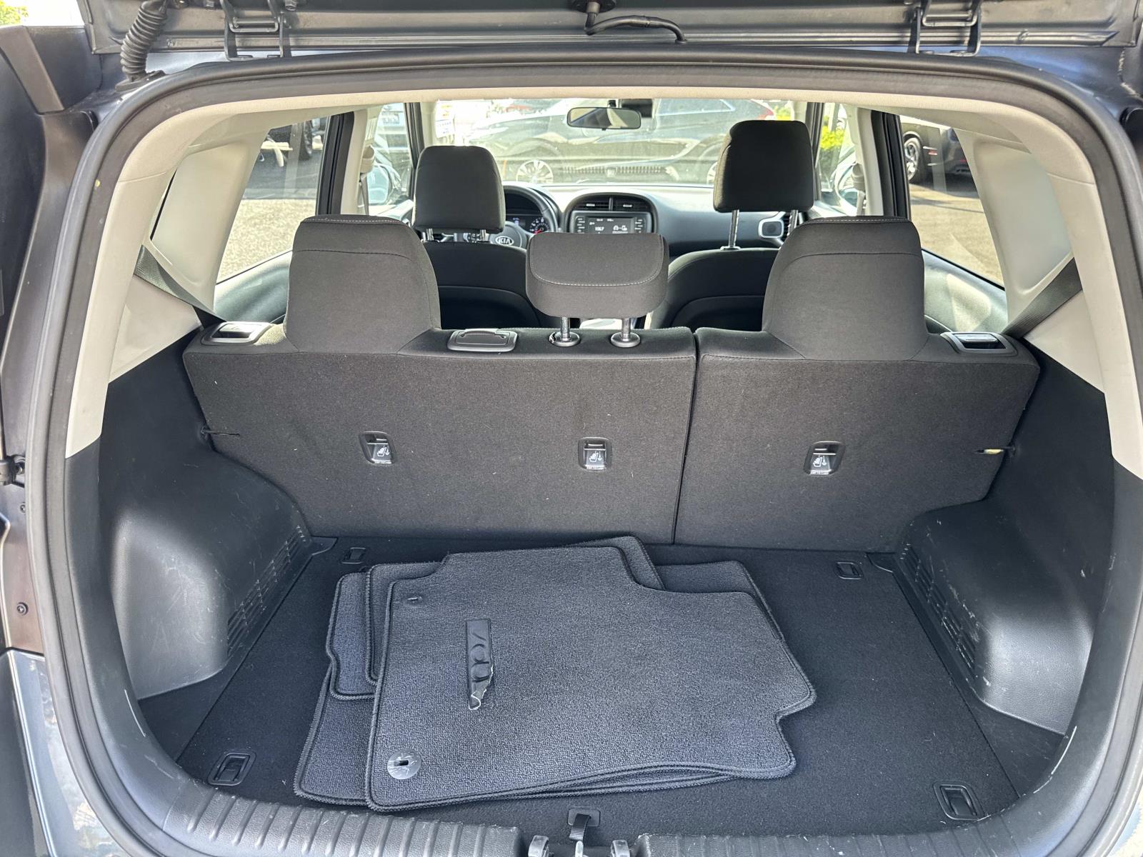 2021 Kia Soul 2.5i Sport photo 9