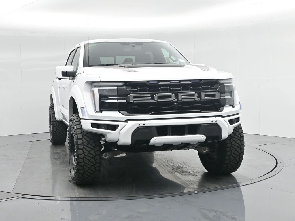 2025 Ford F-150 Raptor photo 23