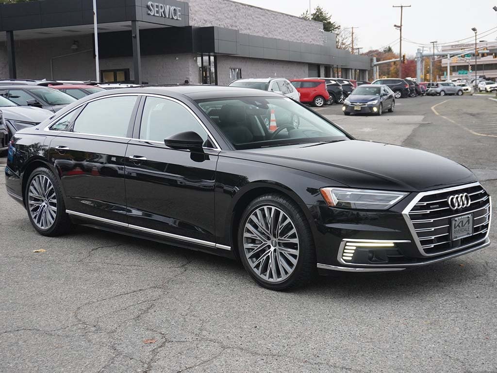 2020 Audi A8 e L 60 Quattro photo 2