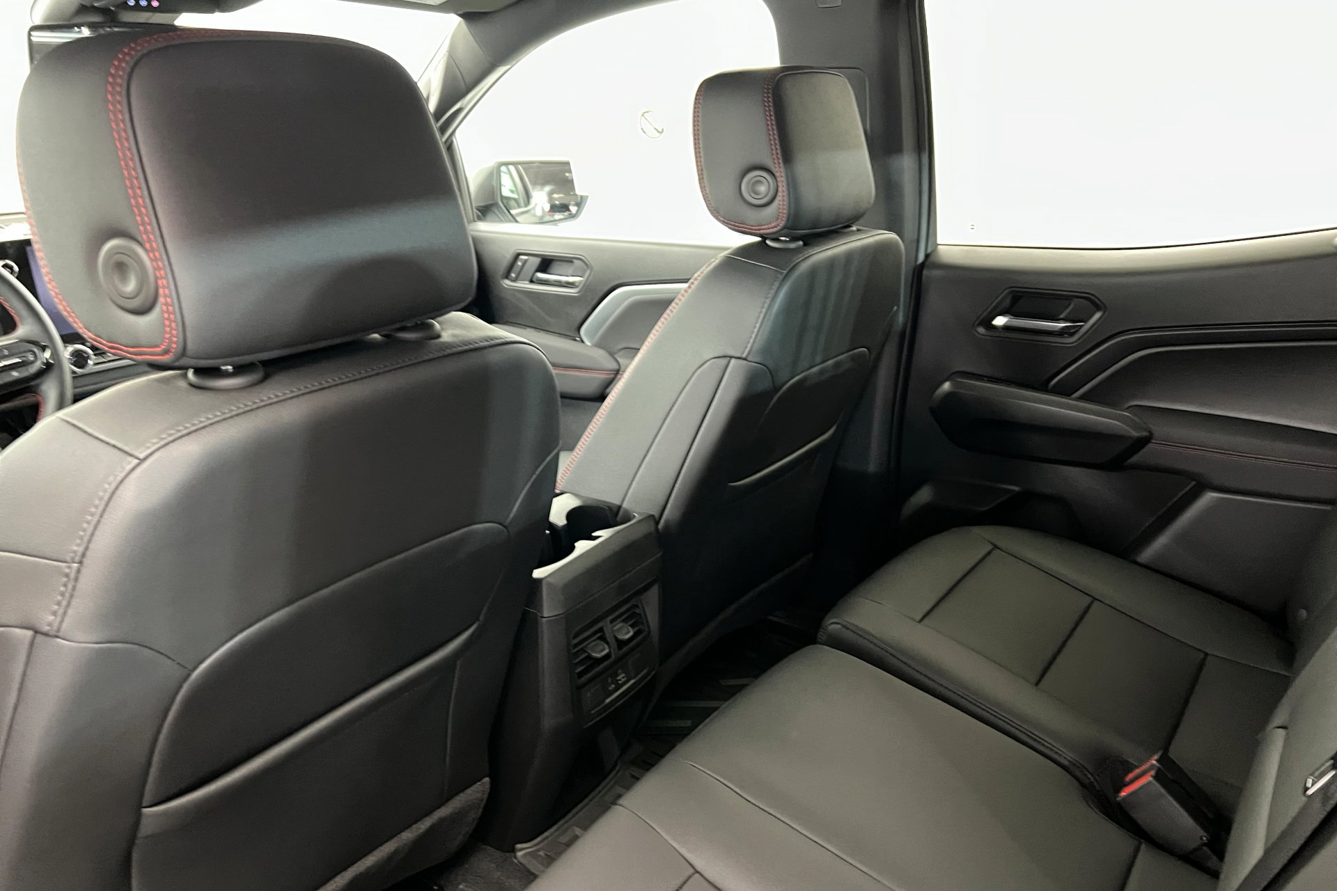 2026 Chevrolet Colorado Z71 photo 19