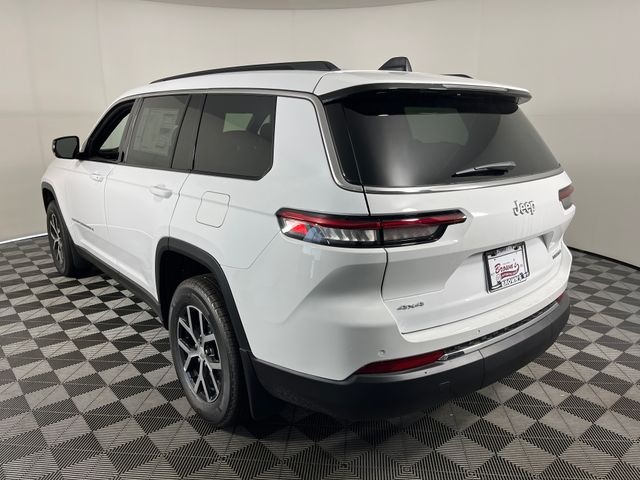 2025 Jeep Grand Cherokee Limited photo 6