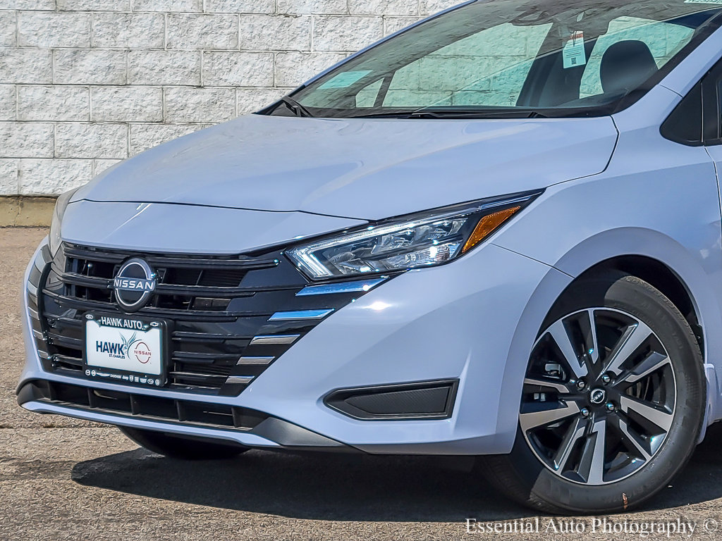 2025 Nissan Versa SV photo 2