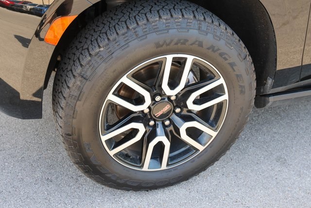 Used 2021 Black GMC AT4 image 7