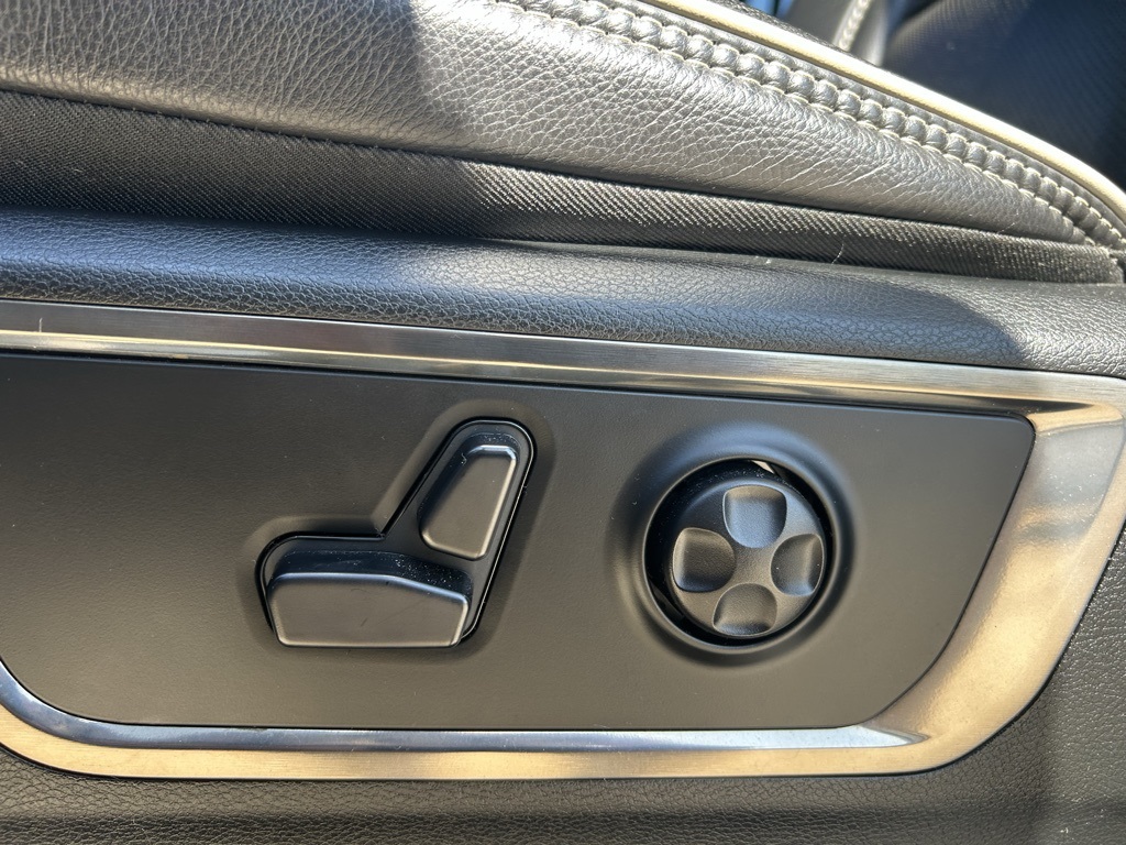 2020 Ram 1500 Limited photo 11