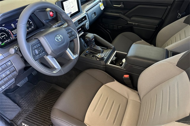 2025 Toyota Tacoma TRD Off-Road 4x4 Double Cab photo 10