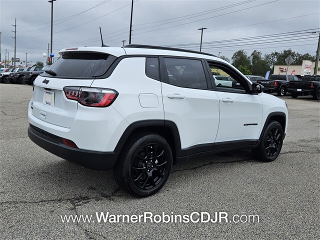 2026 Jeep Compass Latitude Altitude photo 12