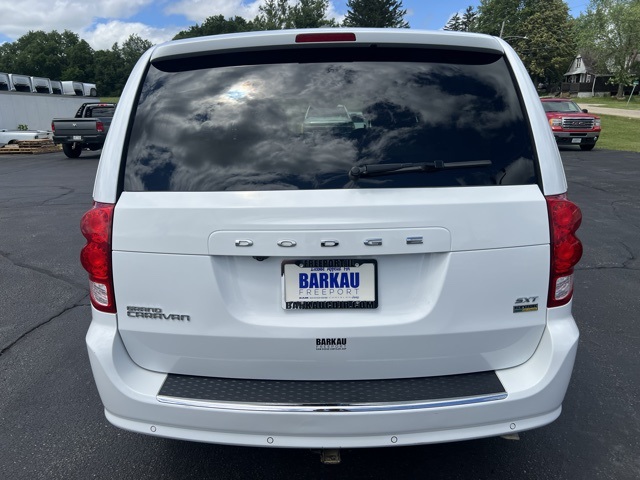 2016 Dodge Grand Caravan SXT photo 4