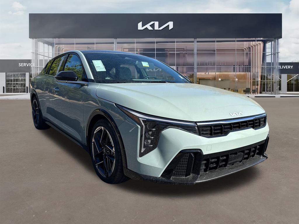 2025 Kia K4 GT-Line's photo