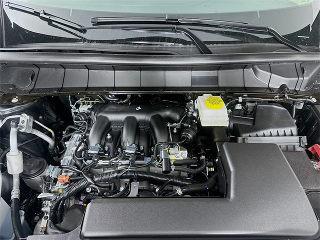 2025 Nissan Pathfinder S photo 7