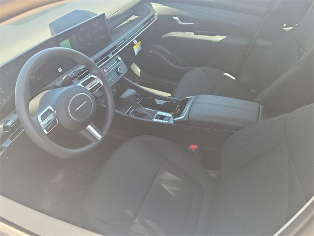 2025 Hyundai Tucson SE photo 6