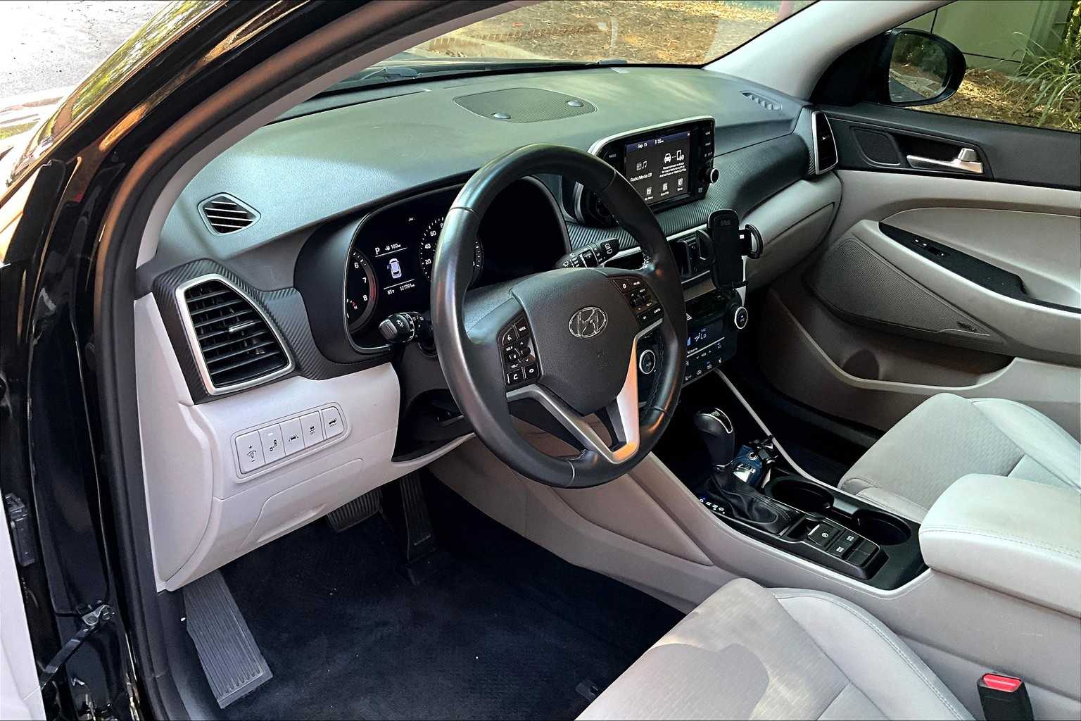 2020 Hyundai Tucson Sport photo 16