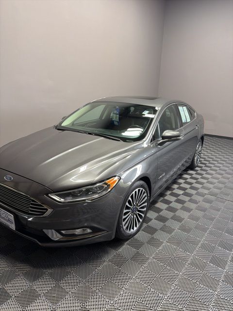 2018 Ford Fusion Hybrid Titanium photo 3