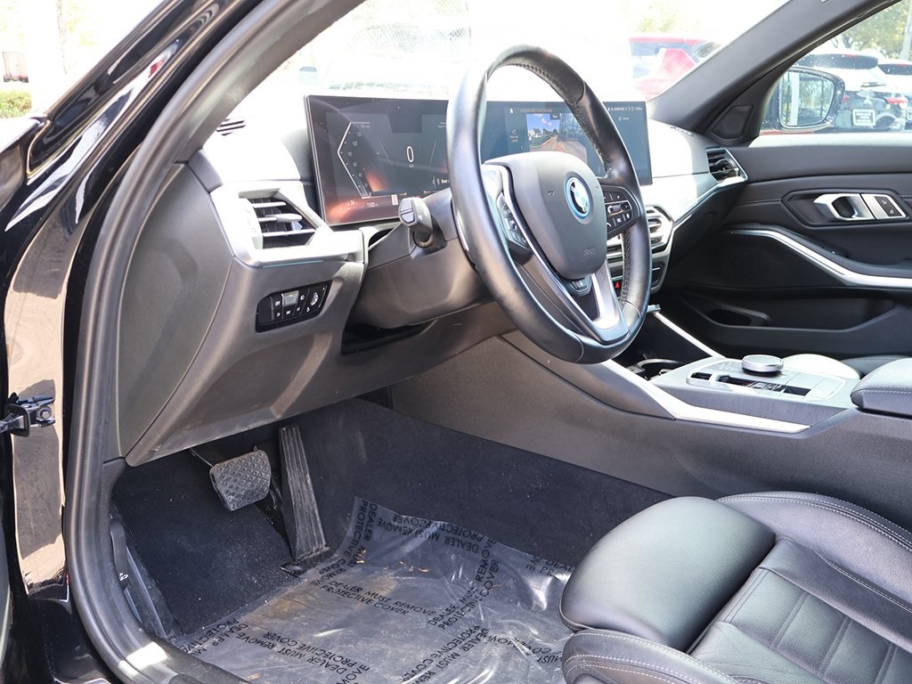 2023 Bmw 330e photo 25