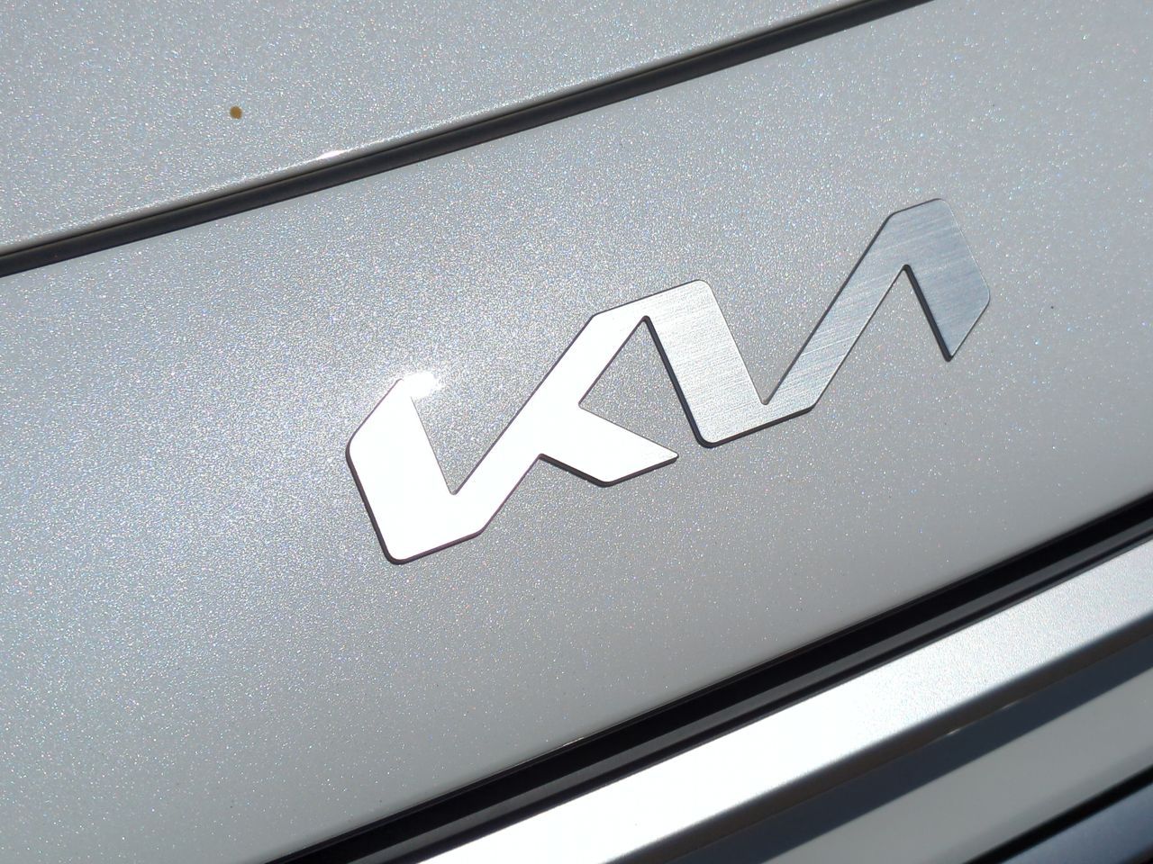 2025 Kia Niro Plug-In Hybrid EX photo 25
