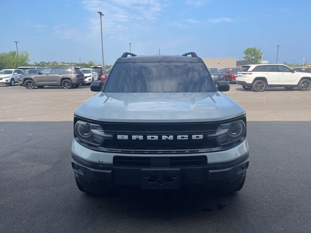 2021 Ford Bronco Sport Outer Banks photo 2