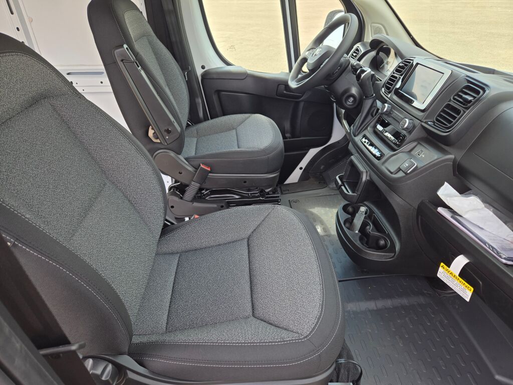2026 Ram ProMaster 2500 photo 4