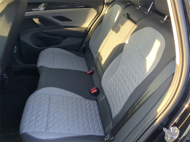 2025 Volkswagen Tiguan S photo 15