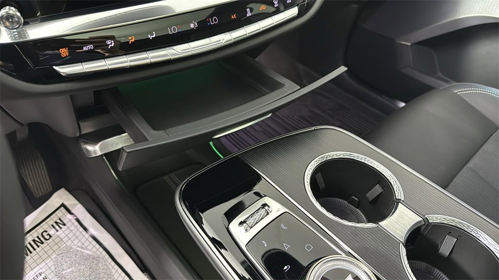 2024 Cadillac Lyriq Luxury photo 23