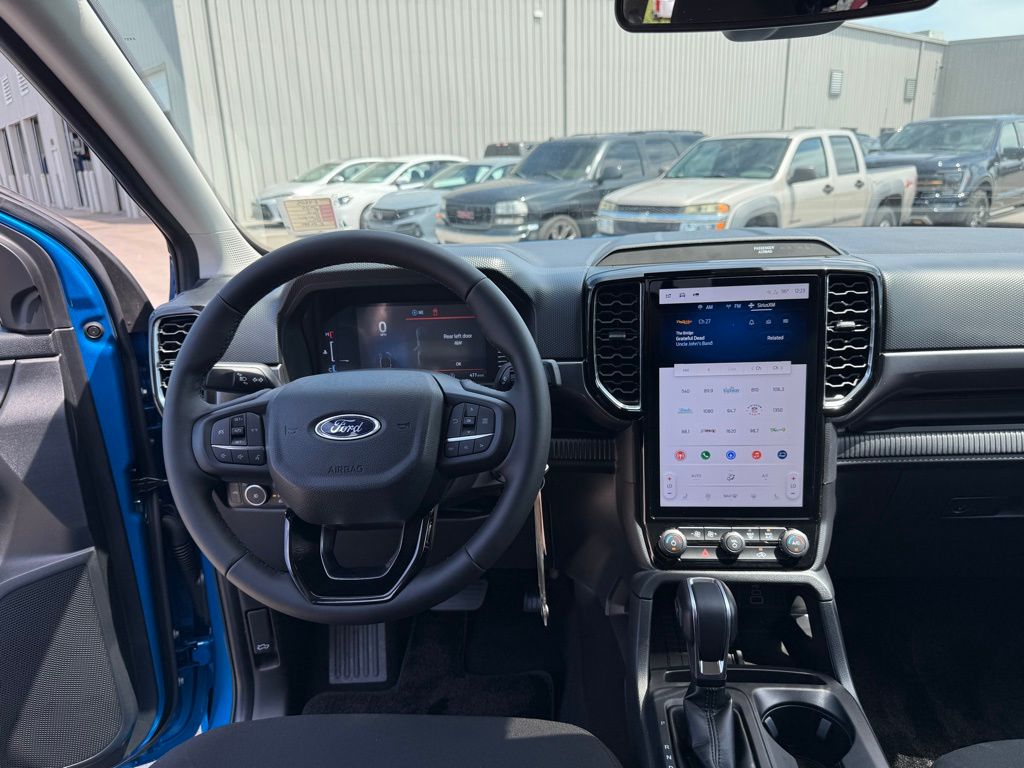 2025 Ford Ranger XLT photo 11