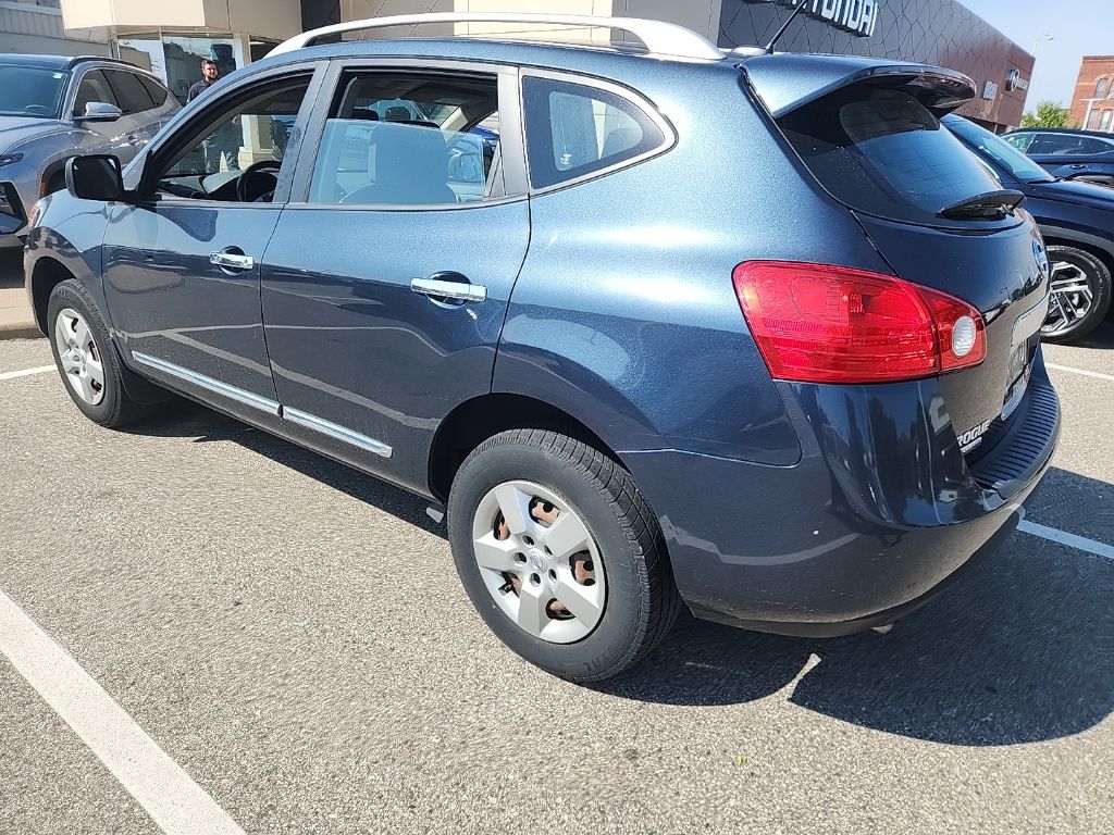 2015 Nissan Rogue Select S photo 6