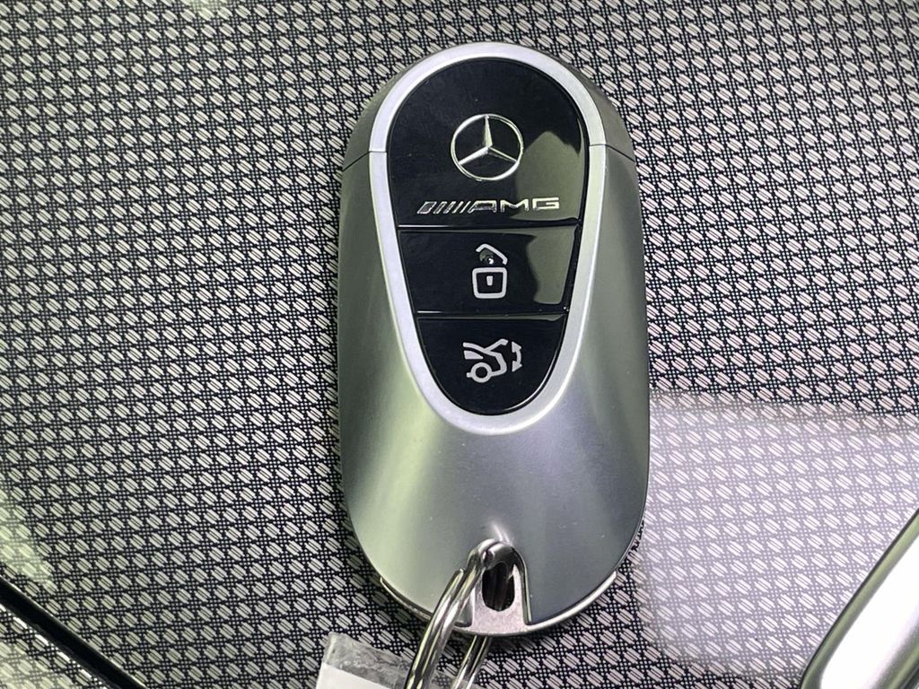 2024 Mercedes Benz GLC 43 AMG 4MATIC photo 39