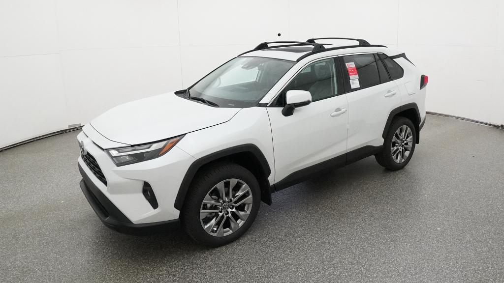 2025 Toyota RAV4 XLE Premium's photo