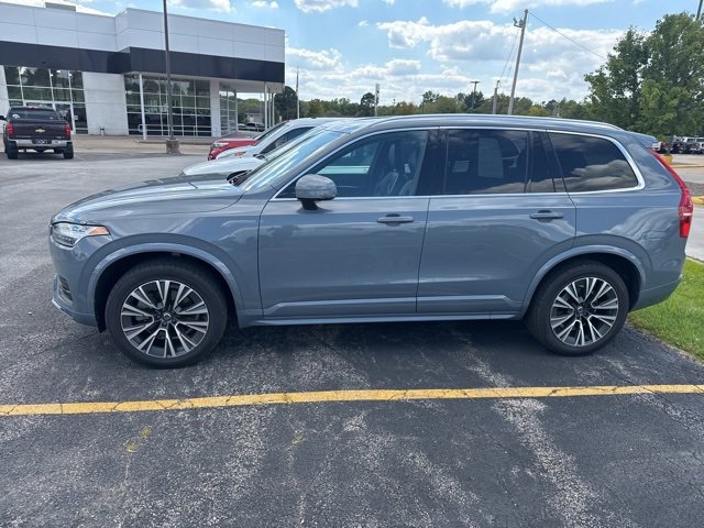2020 Volvo XC90 Momentum photo 5