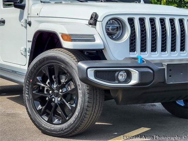 2022 JEEP WRANGLER - Image 3