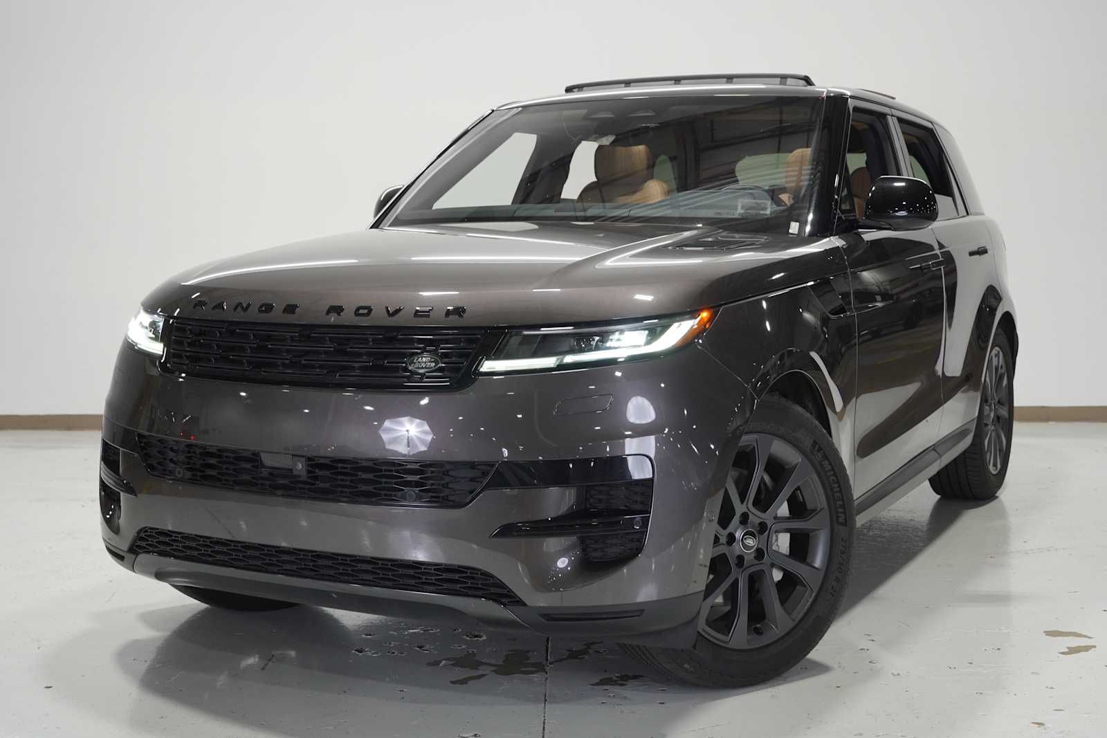 2023 Land Rover Range Rover Sport SE