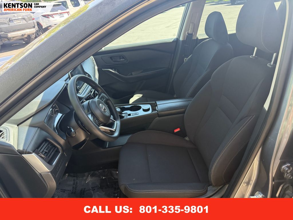 2024 Nissan Rogue S photo 27