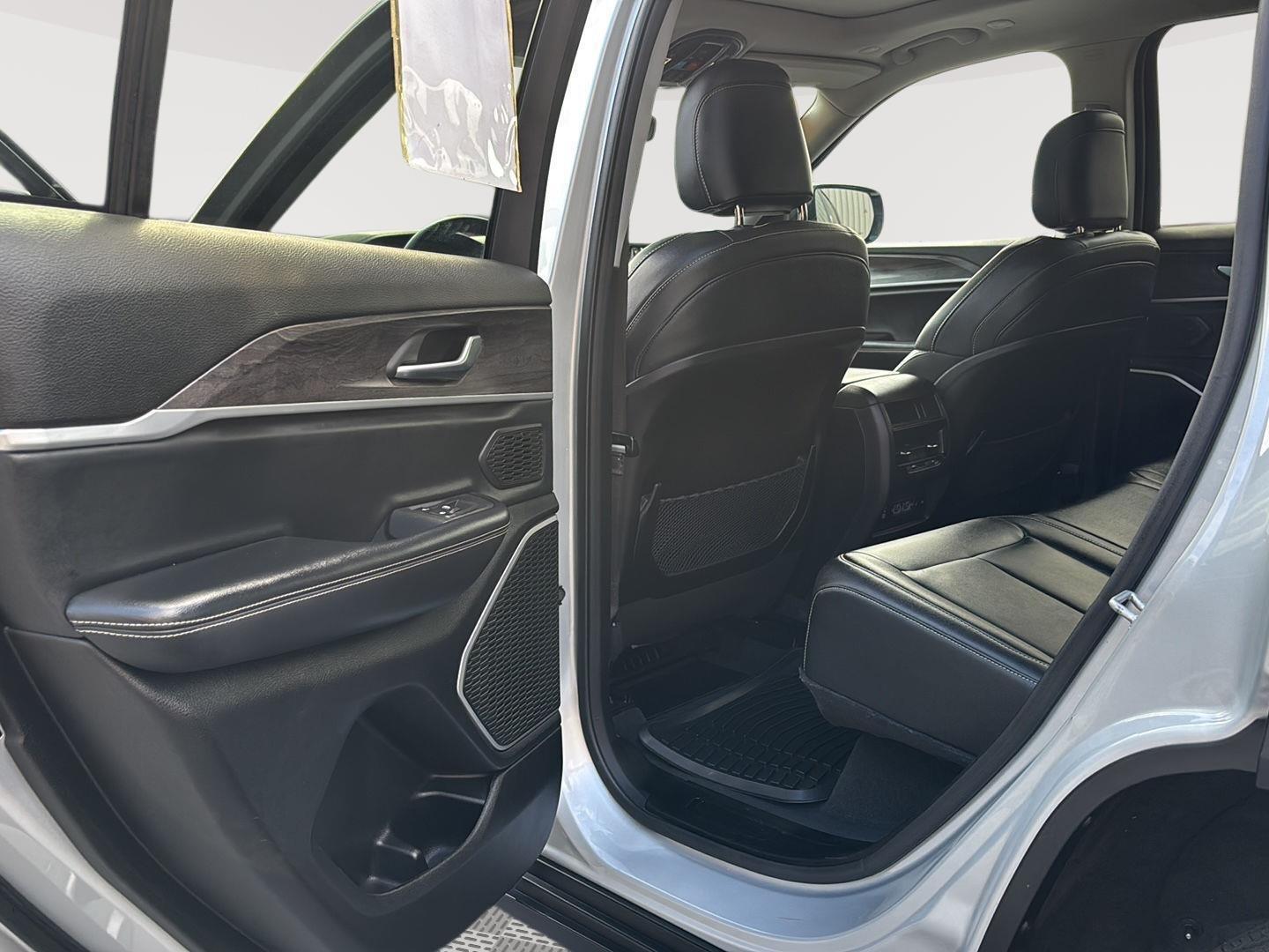 2022 Jeep Grand Cherokee Limited photo 27