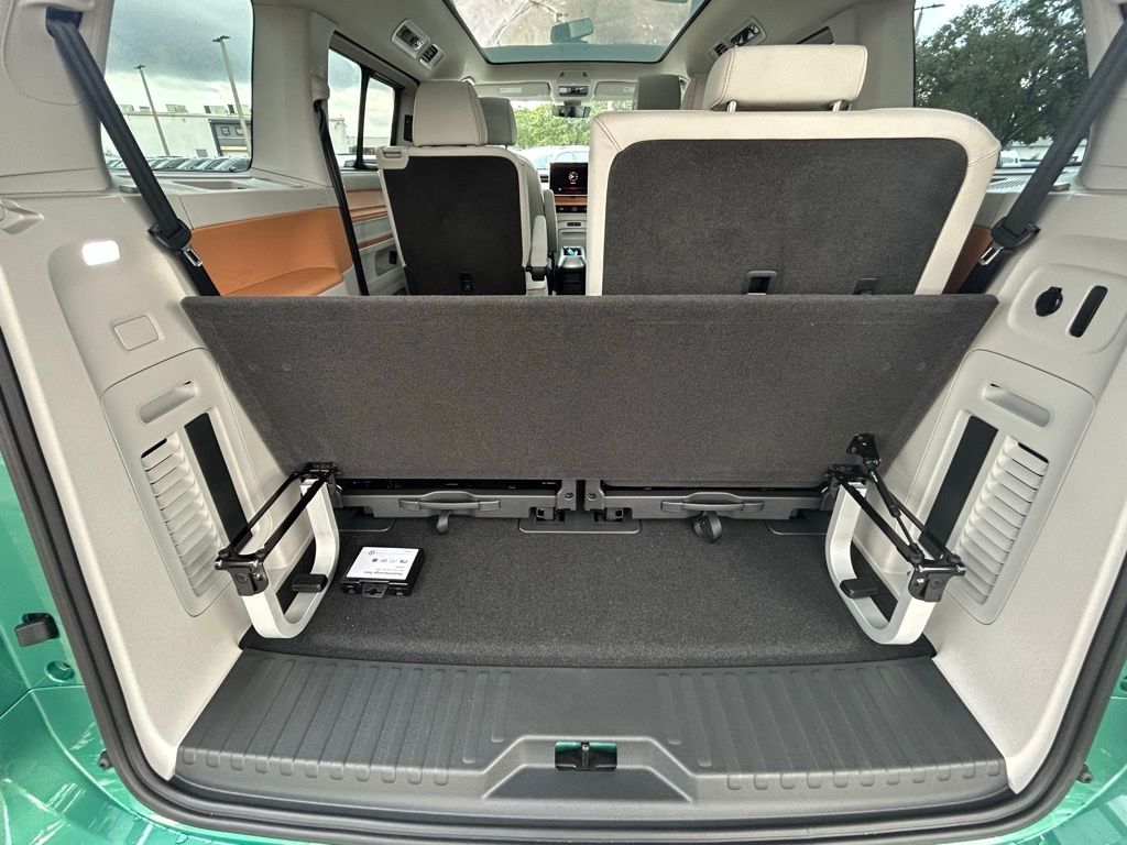 2025 Volkswagen ID. Buzz Pro Plus photo 48