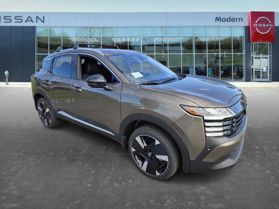 2026 Nissan Kicks SR photo 3