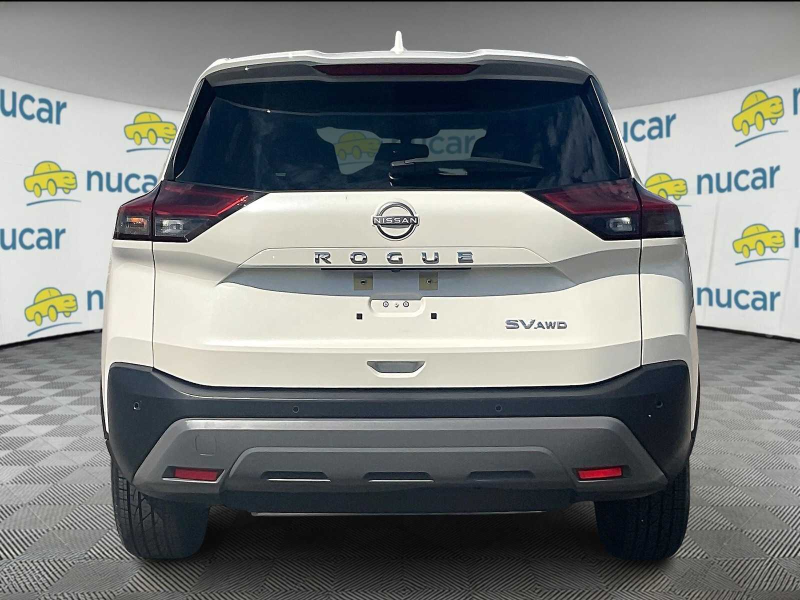 2023 Nissan Rogue SV photo 5