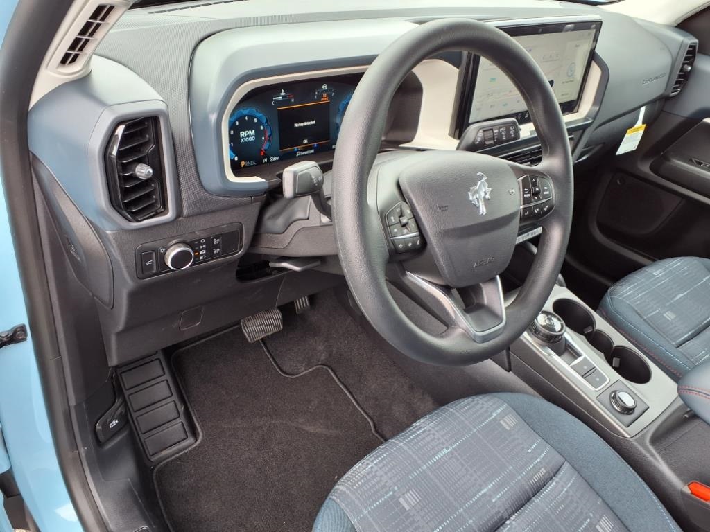 2025 Ford Bronco Sport Heritage photo 2