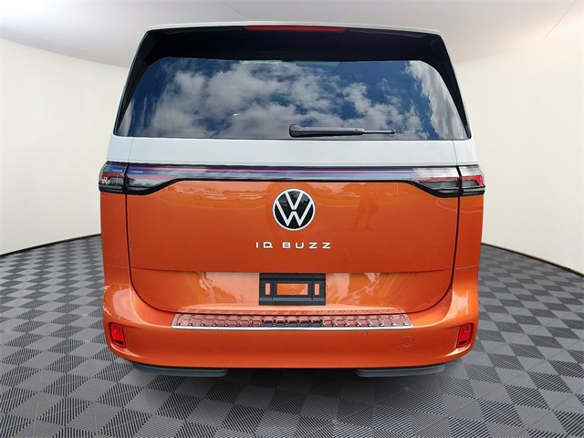 2025 Volkswagen ID. Buzz Pro Plus photo 4