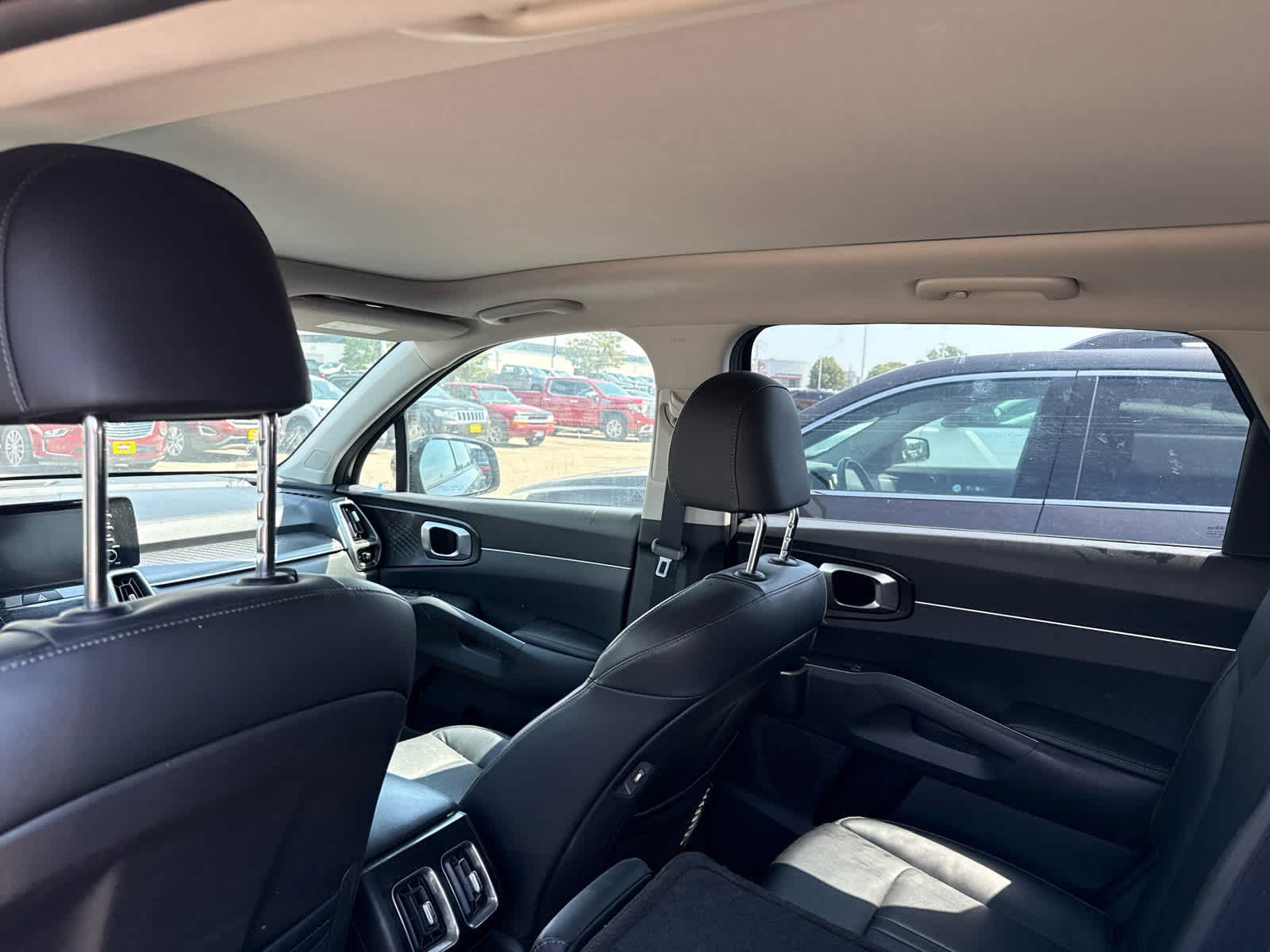 2021 Kia Sorento S photo 5
