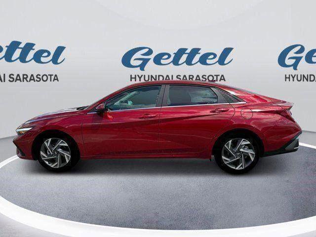2025 Hyundai Elantra SEL Convenience photo 3