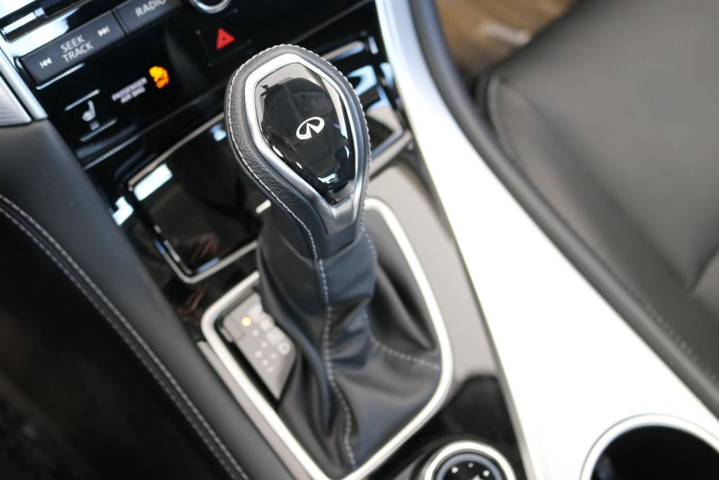 2024 Infiniti Q50 LUXE photo 44