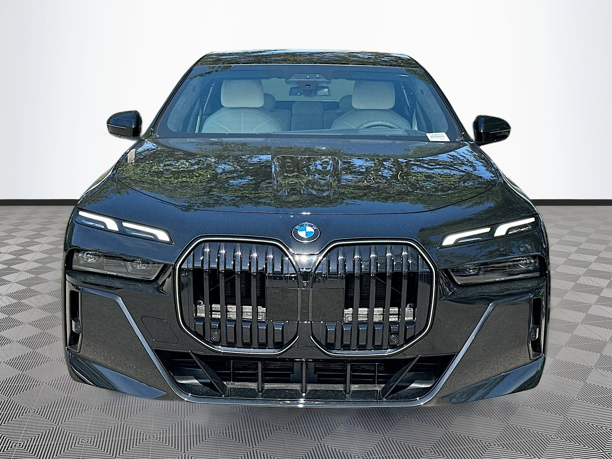 2025 Bmw 740i photo 2