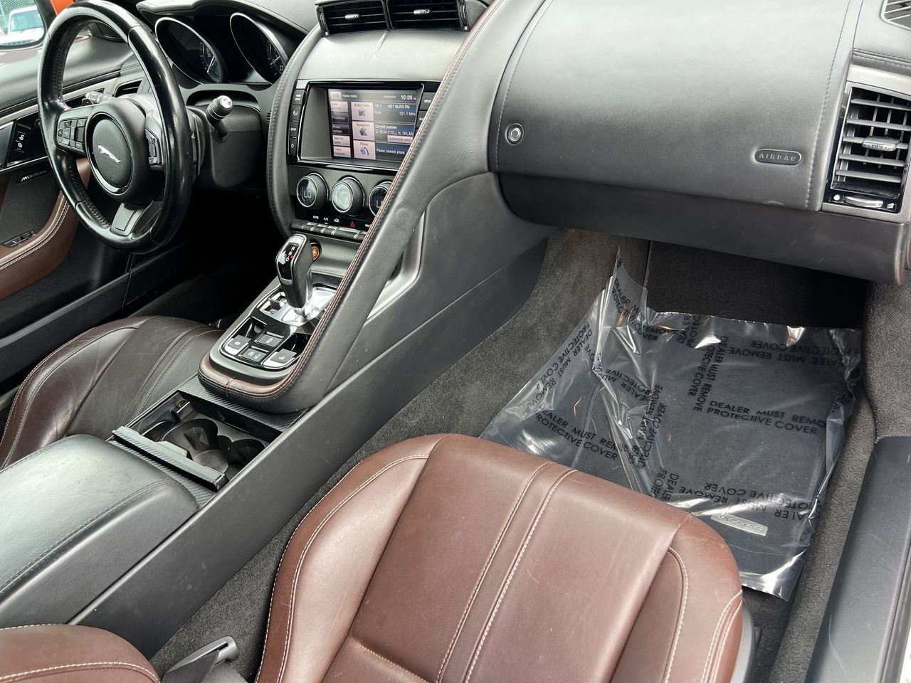 2014 Jaguar F-TYPE Base photo 9
