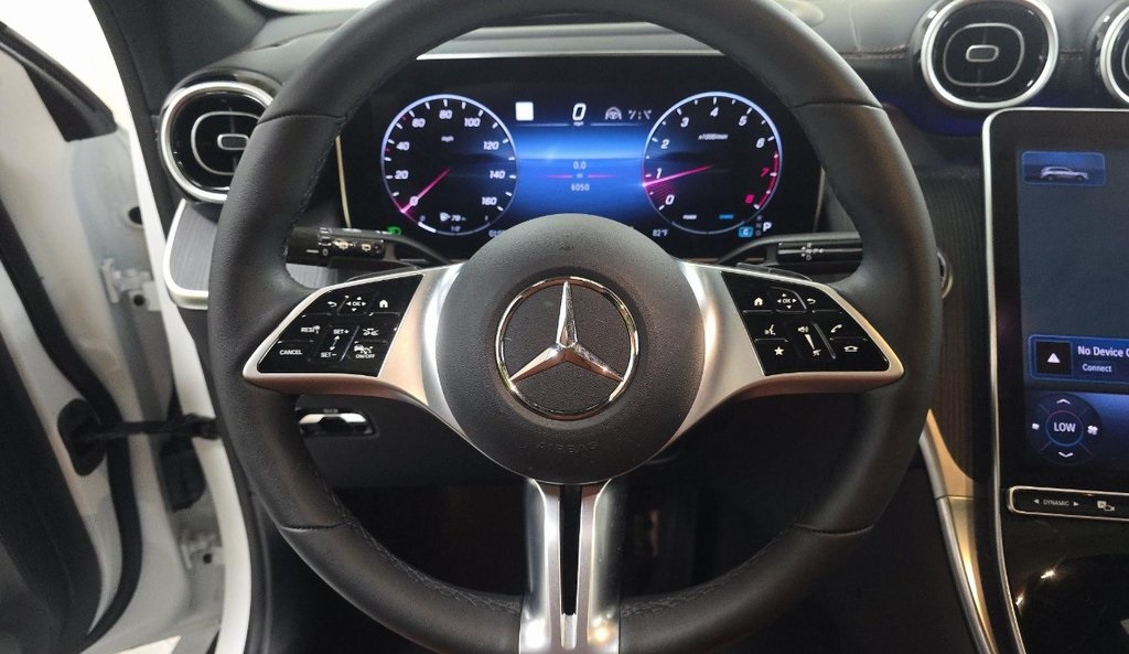 2024 Mercedes Benz GLC 300 photo 10