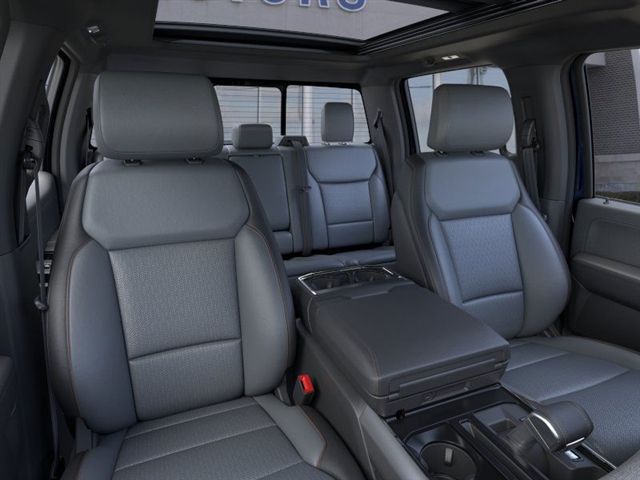 2025 Ford F-150 Lightning Lariat photo 9