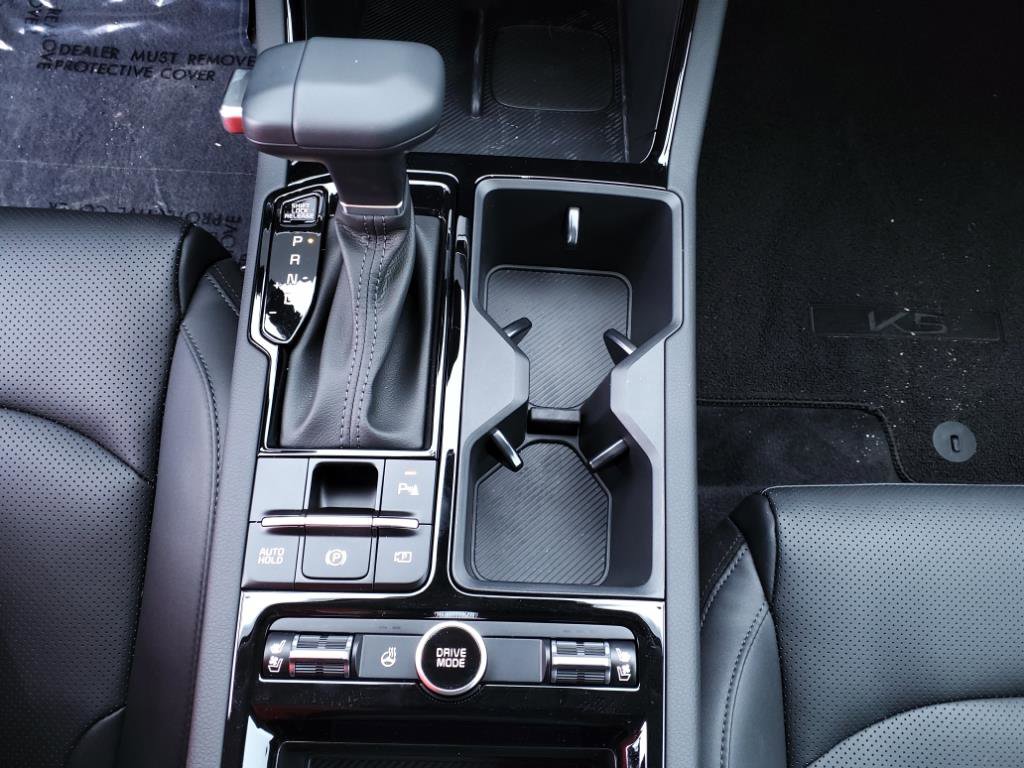 2025 Kia K5 EX photo 22