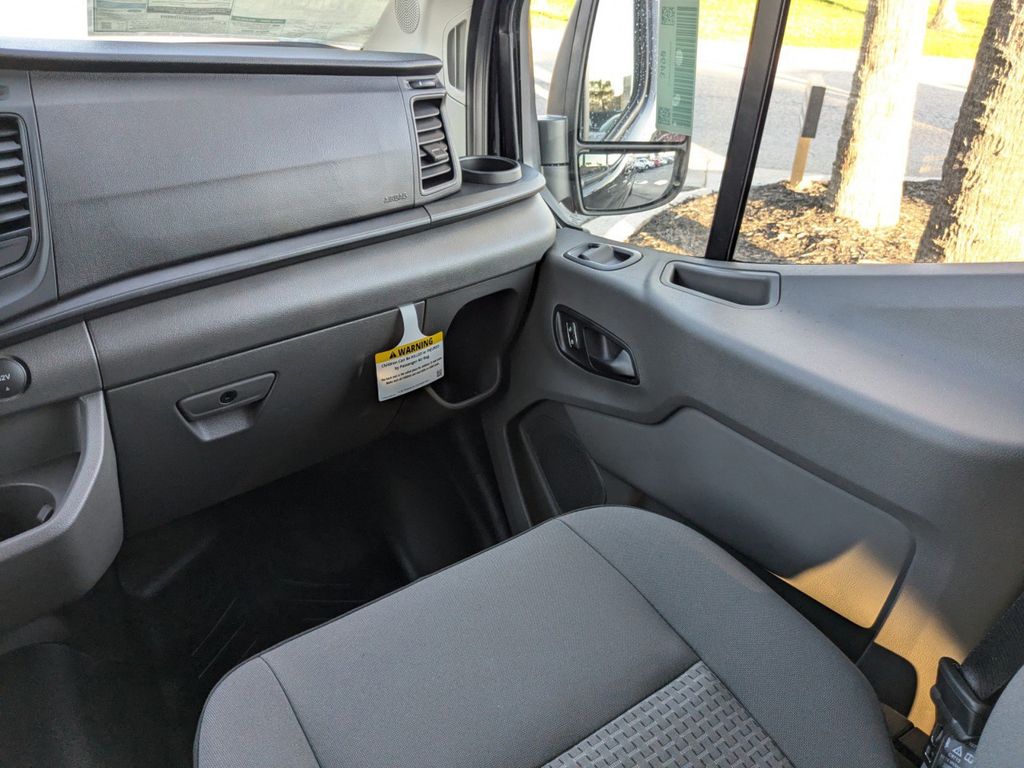 2025 Ford Transit photo 19